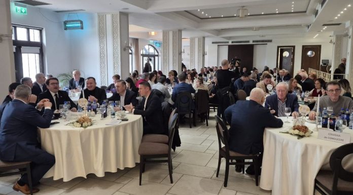 FOTO Cele mai profitabile firme vrâncene, premiate de Camera de Comerț / Vrancea are 94 de companii în Top 10 național, pe diverse ramuri