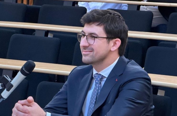 Vrânceni cu care ne mândrim: Cătălin Boacnă a devenit doctor în drept la una dintre cele mai prestigioase universități din Franța