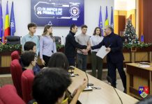 FOTO-VIDEO Consiliul Județean Vrancea premiază excelența în educație și sport: elevi medaliați, alături de profesorii lor