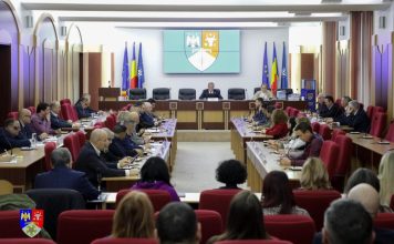 Dispute în Consiliul Județean Vrancea pe marginea repartizării banilor către primării