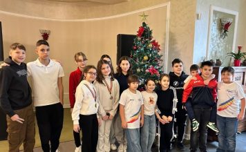 FOTO Micii înotători vrânceni, o nouă competiție, noi medalii