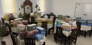 FOTO ”Caravana lui Moș Andrei” a ajuns la multe familii nevoiașe din zona montană a Vrancei