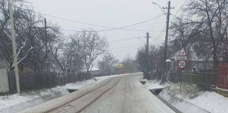 Meteo: alerte de precipitații mixte, polei și vânt până vineri