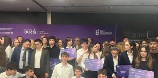 Elevi de la Colegiul Cuza Focșani, câștigători la cea mai mare competiție națională de antreprenoriat pentru liceeni