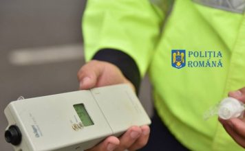 O șoferiță din Mehedinți, sub influența alcoolului, a lovit un autoturism în Milcovul și a fugit