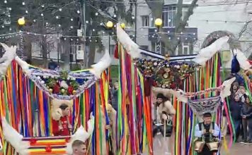 VIDEO Sărbătoare la Adjud / Colegiul Balș a organizat Festivalul-Concurs ”Tradiții și Obiceiuri Românești”
