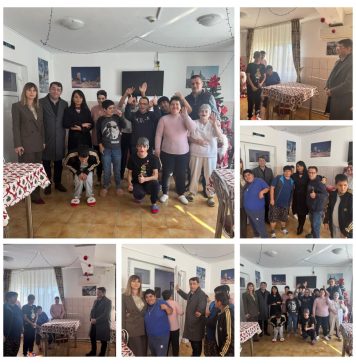 FOTO Moș Crăciun a sosit mai devreme la CIA „Sfânta Maria” Golești, ajutat de judecătorii vrânceni