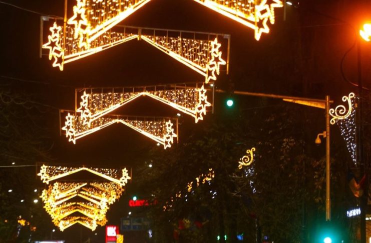 Parada obiceiurilor de iarnă, astăzi, și în Focșani