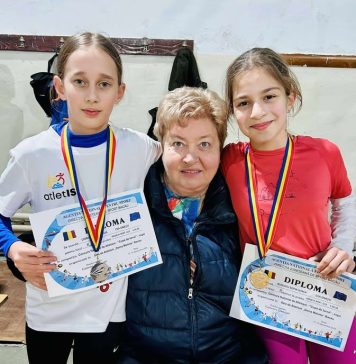 FOTO Micile atlete Natalia Ciobotaru și Ilinca Burlacu încheie anul cu medalia de argint