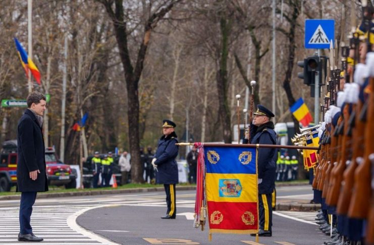 Nicușor Dan, de Ziua Națională a României: Să încercăm să ne ascultăm unii pe alții! Vă invit pe toți să continuați să credeți în România!