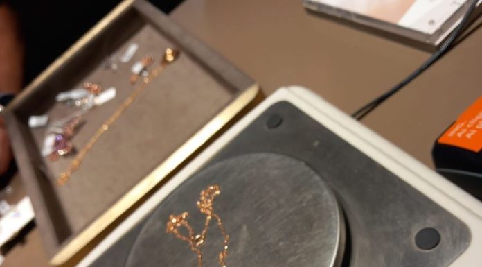 FOTO Protecția Consumatorilor a verificat comercianții de bijuterii