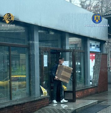 Peste 15 kg de canabis descoperite într-un autoturism