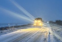 Drumarii patrulează pe drumurile naționale / Se circulă în condiții de iarnă