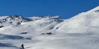 Meteo: vreme geroasă, vânt, ninsori, polei până la mijlocul săptămânii viitoare