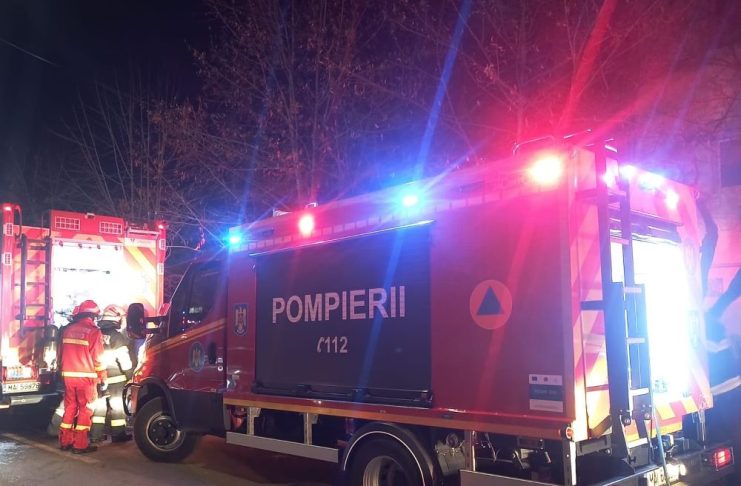 ULTIMA ORĂ Incendiu la terenul de minifotbal din Focșani al familiei șefului FRF / ISU primise sesizări cu privire la instalațiile terenului