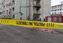 ULTIMA ORĂ Bărbat găsit carbonizat în urma unui incendiu produs la subsolul unui bloc din Focșani