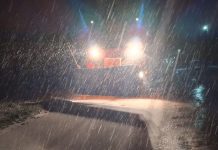 VIDEO Se circulă în condiții de iarnă pe drumurile din Vrancea și din județele vecine / Sfaturile drumarilor