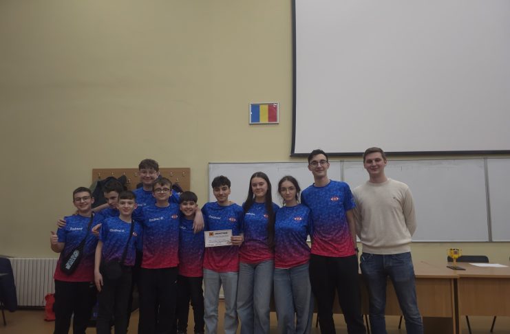FOTO Premiu regional la robotică pentru Little Citizens de la Colegiul Național ”Al. I. Cuza”