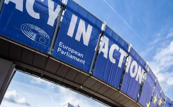 Sondaj UE: europenii sunt îngrijorați de probleme de securitate și siguranță, terorism, dezastre naturale, atacuri cibernetice, migrație necontrolată / Europenii vor ca statele UE să fie mai unite și cu voce puternică