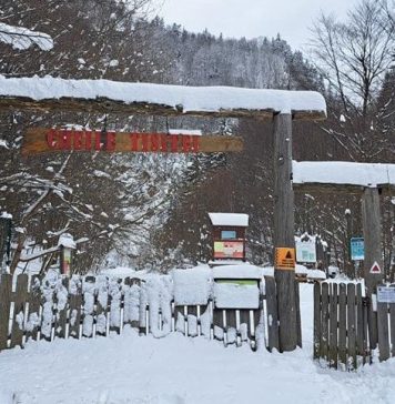 Atenționare din partea jandarmilor montani: traseul turistic Cheile Tișiței este închis temporar