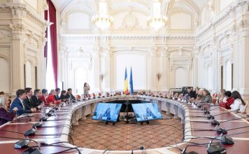 Proiect legislativ pentru combaterea traficului de persoane și legalizarea prostituției / Modelul suedez, prezentat în Parlamentul României