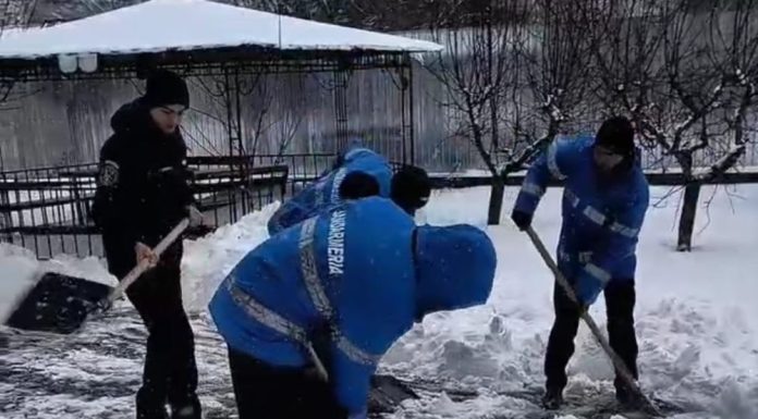 Jandarmii și-au suplimentat efectivele pe timpul Codului galben de ninsori și viscol