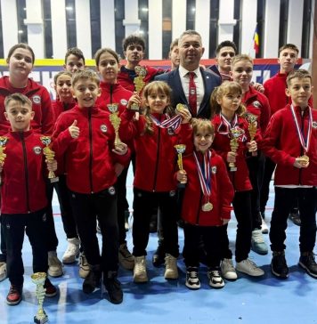 40 de medalii câștigate de sportivii pregătiți de sensei Daniel Fusaru la Cupa Hizashi