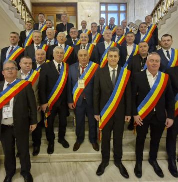 ACoR Vrancea: Întâlnire de lucru cu primarii și secretarii unităților administrativ teritoriale din județ