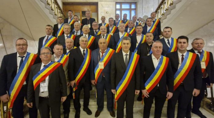 FOTO Primari din Vrancea, premiați de Asociația Comunelor din România