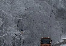 Am intrat în cod portocaliu de ninsoare și viscol / Servicii de permanență, șenilate, autospeciale și utilaje de deszăpezire pregătite