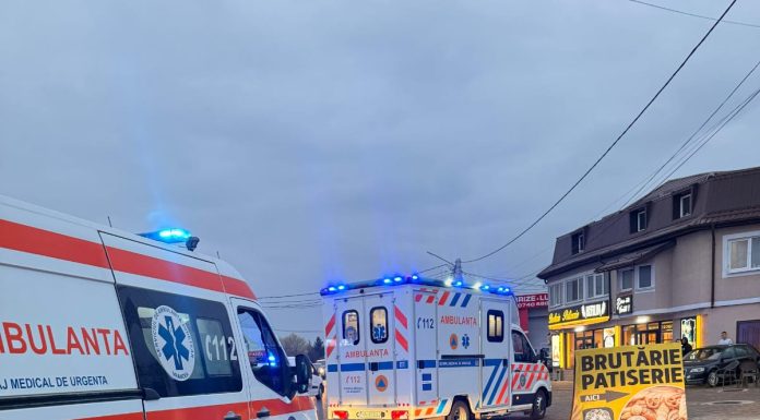 Doi tineri răniți în accidentul de la Golești