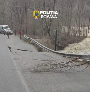 Trafic restricționat pe DJ 205D, din cauza unei alunecări de teren