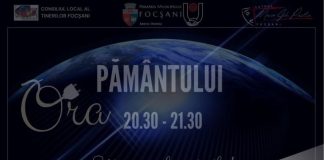 Vremea anulează lansarea de lampioane din Piața Unirii