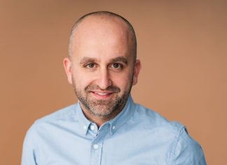 Crește nivelul de transparență salarială pentru joburile entry-level și pentru candidații fără studii superioare. 7 din 10 poziții disponibile pe iajob.ro au salariul afișat