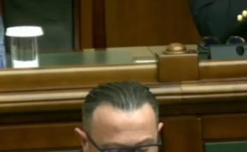 Inițiativa senatorului Cătălin Graur privind disconfortul olfactiv, adoptată de Senat