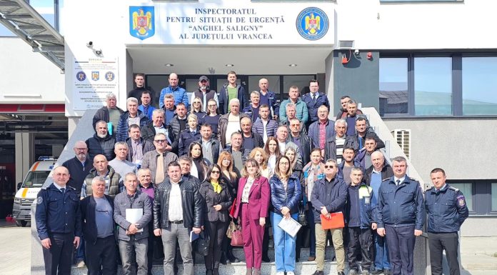 FOTO ISU Vrancea, ședințe de pregătire pe probleme legate de gestionarea situațiilor de urgență