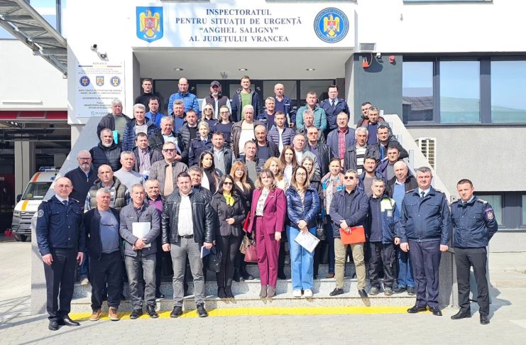 FOTO ISU Vrancea, ședințe de pregătire pe probleme legate de gestionarea situațiilor de urgență