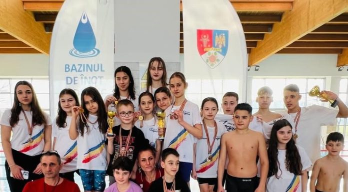 Rezultate excelente pentru micii înotători vrânceni la Cupa Mărțișorul Vrancei