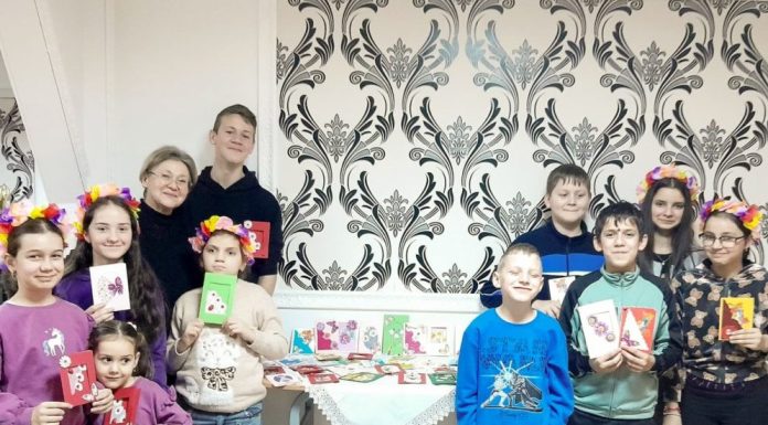 FOTO Ediție aniversară a proiectului „Mamă frumoasă, primul meu rai” în Parohia Broșteni I