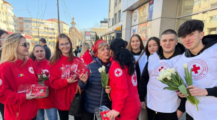 FOTO Crucea Roșie Vrancea: Mărțișorul Umanității – Un gest mic, o istorie mare