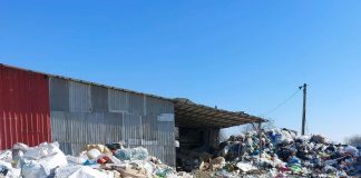 FOTO Mormane de deșeuri, nereguli și fără autorizație / Amenzi de 200.000 lei și termene scurte pentru remedierea deficiențelor