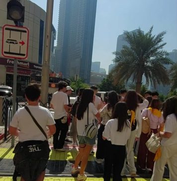 Speranțe: copiii vrânceni blocați în Dubai ar putea reveni joi în țară