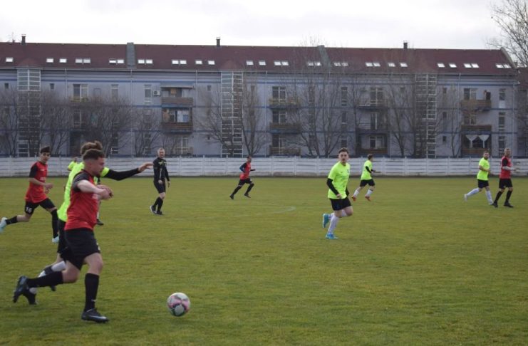 A început returul Superligii Vrancei la fotbal