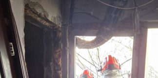 Gospodărie mistuită de flăcări la Poiana Cristei