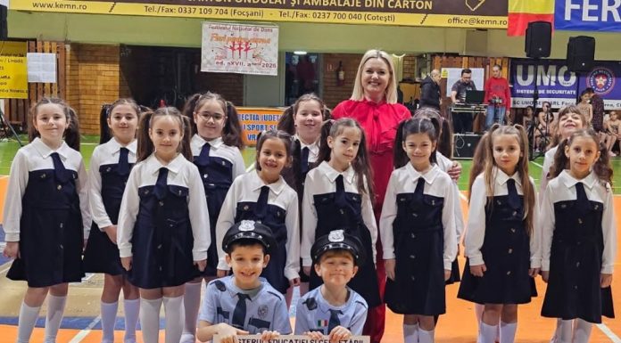 FOTO Echipele Odoritm Odobești au impresionat la Festivalul Național de Dans ”Flori pentru mama”