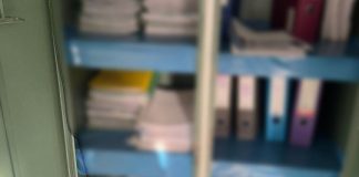 VIDEO Percheziții în Vrancea într-un dosar de înșelăciune, fals informatic, fals în declarații și fals în înscrisuri sub semnătură privată