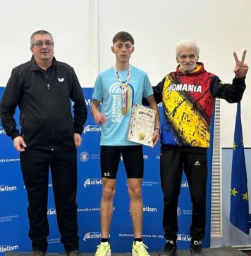 FOTO Atleții de la CSS Focșani, la înălțime la CN în sală U20