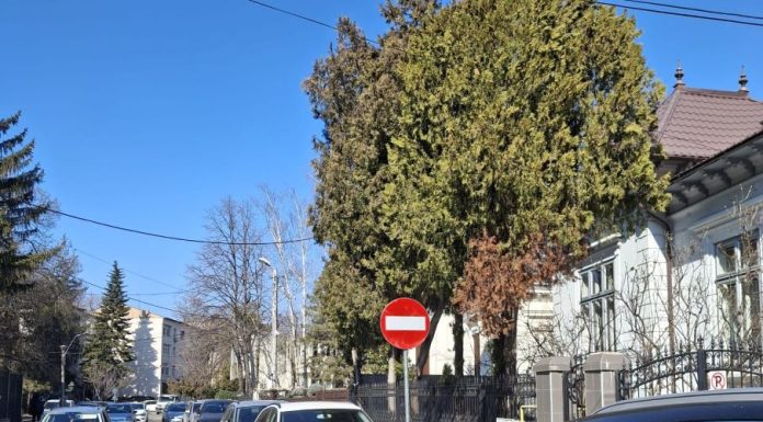 Important pentru cei care circulă cu mașina în zona Primăriei Focșani