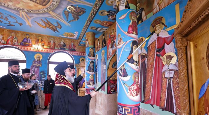 FOTO Înnoire și binecuvântare la Parohia „Sfântul Gheorghe” din Odobești