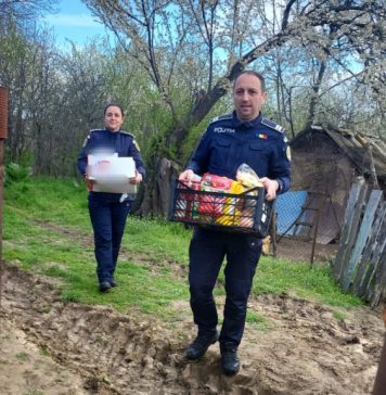 Daruri de Paști de la polițiști pentru vrâncenii din zone izolate
